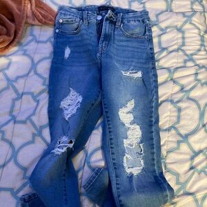 Aeropostale size 6 ripped jeans